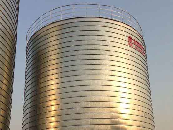 storage silo for bentonite clay