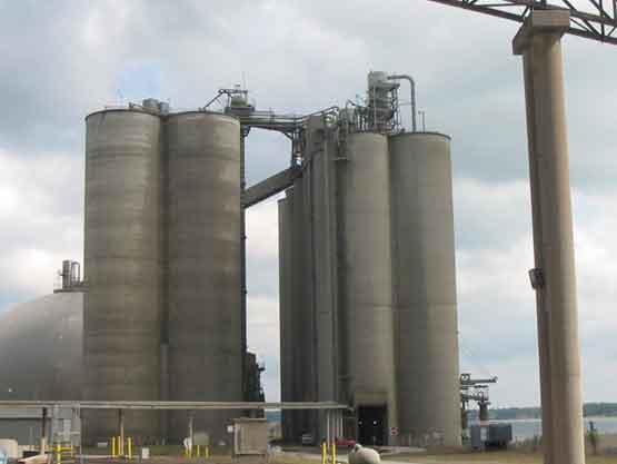 storage silo for calcined dolomite